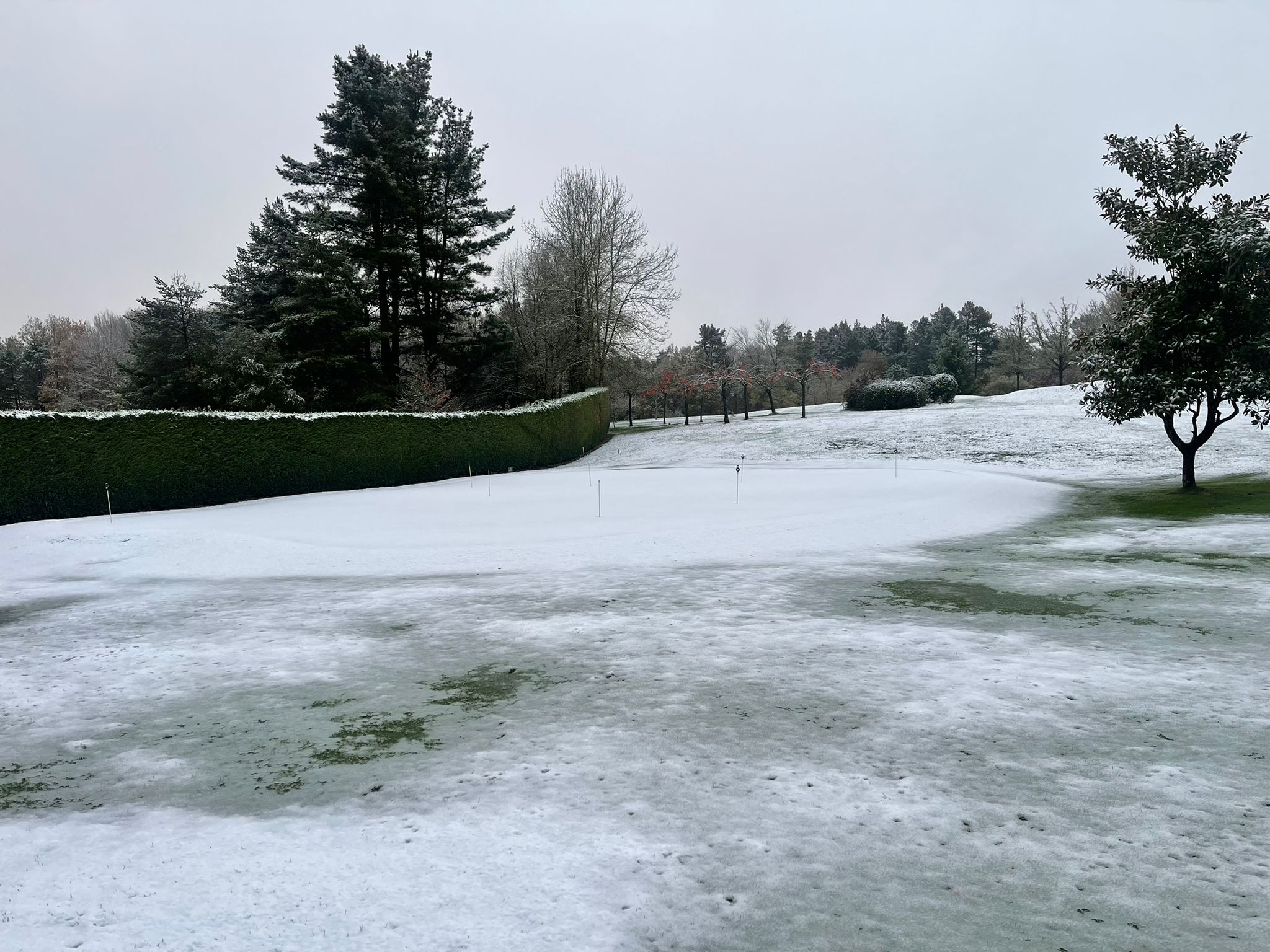 VIERNES 21 DE NOVIEMBRE: CAMPO CERRADO POR NIEVE